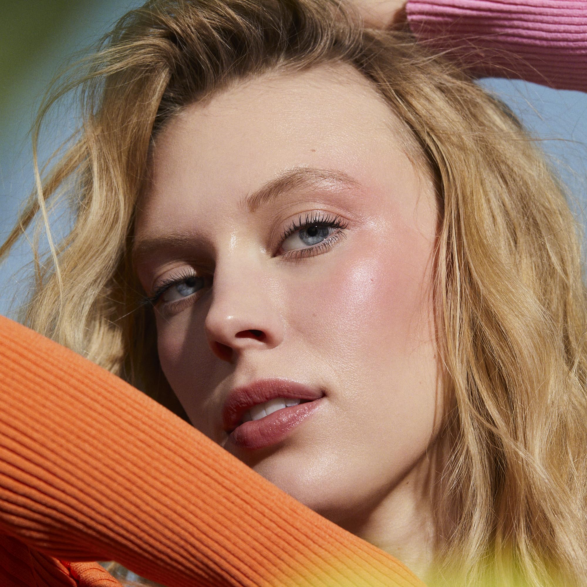 Well People Lip Butter SPF 15 Tinted Balm, Hydrating Lip Balm For Sun Protection & A Hint Of Color, Infused With Zinc, Vegan & Cruelty-free, Peach - Image 4