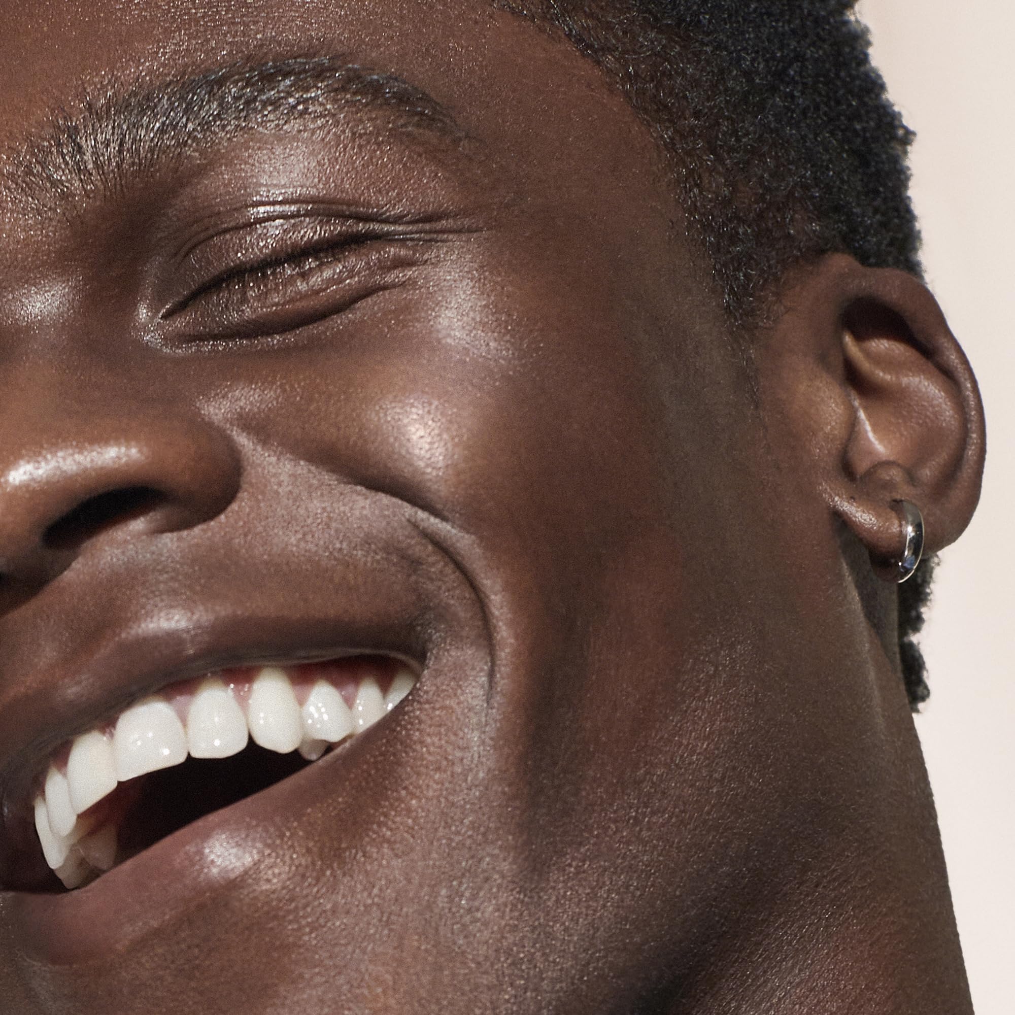 Well People Plant Powderfoliant Renewing Charcoal Exfoliating Powder, Exfoliant For Brightening & Softening Your Complexion, Vegan & Cruelty-free - Image 4